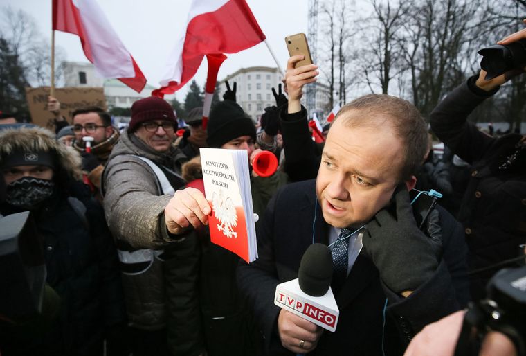 Выборы в Польше: чего ждать от еще одного срока консерваторов во власти