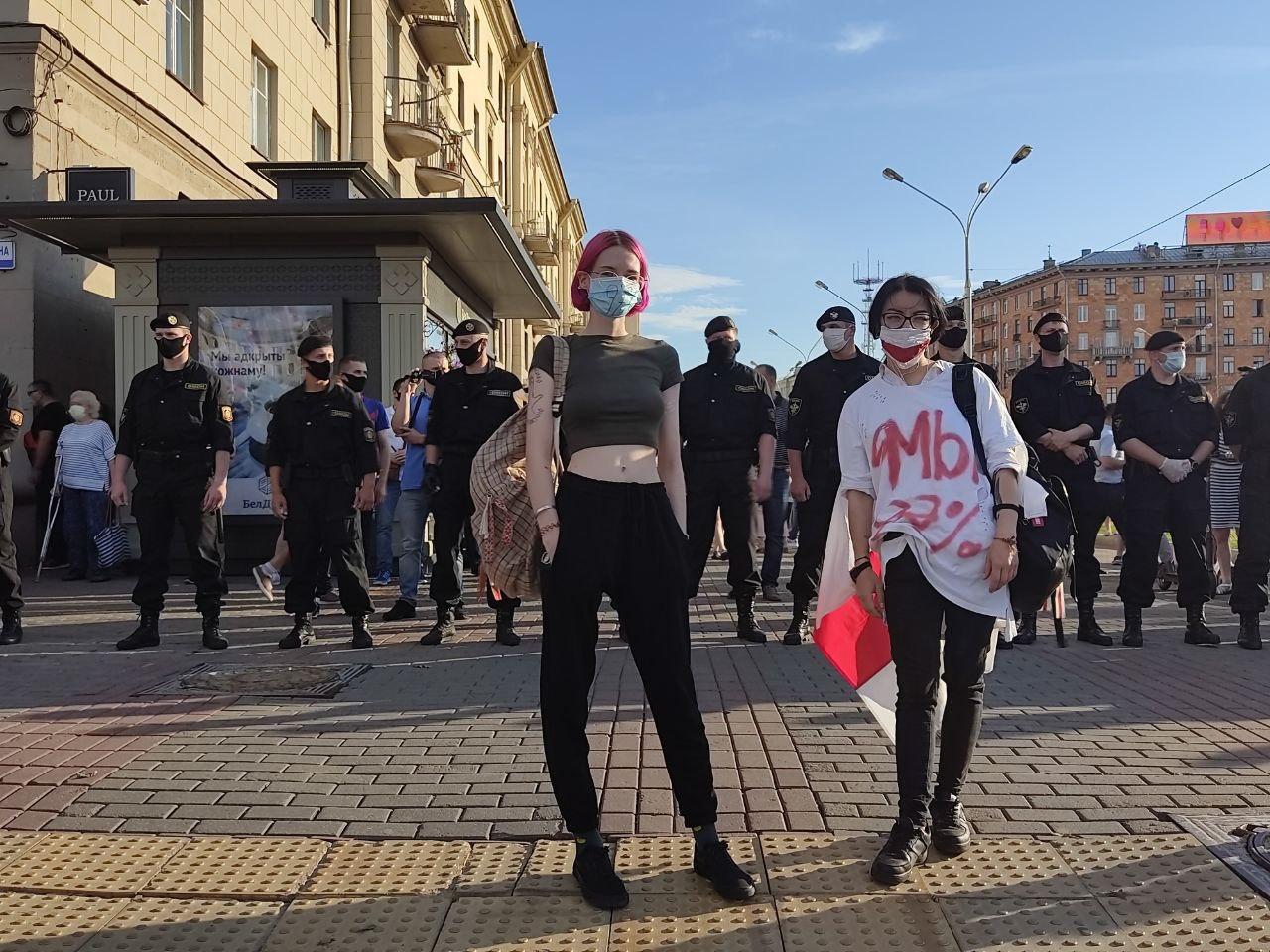 Мы для них — прозрачные