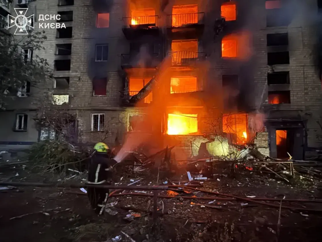 Удар по Киеву: 10 погибших, более 50 пострадавших, 20 домов повреждено