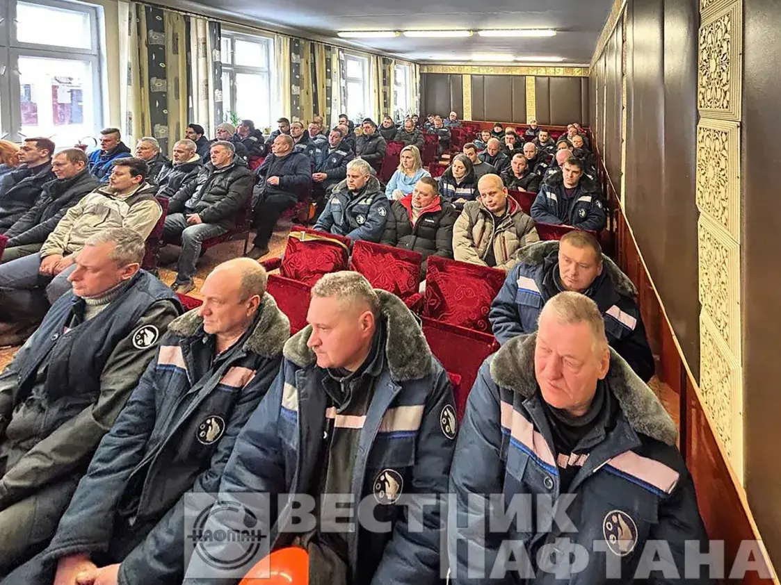 Далі рэкамендацыі працаўнікам "Паліміра", у якіх "няма актыўнасці ў сацсетках"