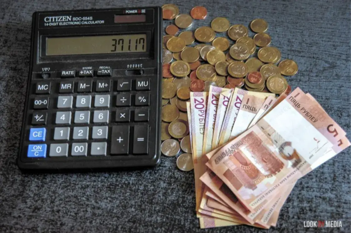 Долар зараз — ненадзейнае ашчаджанне. У што ўкласціся беларусам, каб не змарнаваць грошы