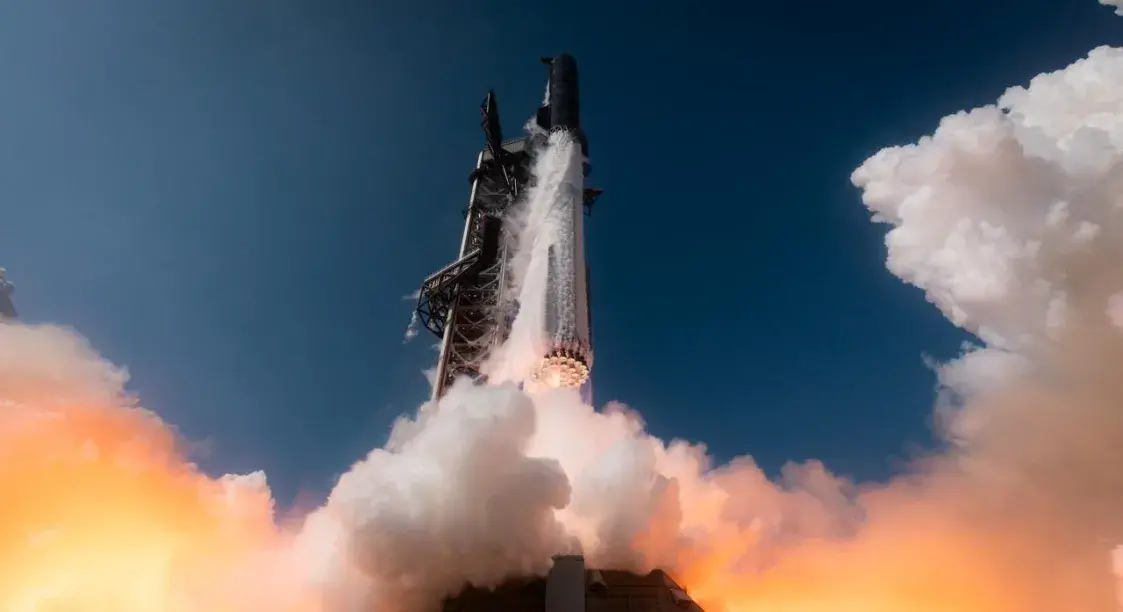 Новый Starship V3 успешно прошёл испытания, но не обошлось без сбоев