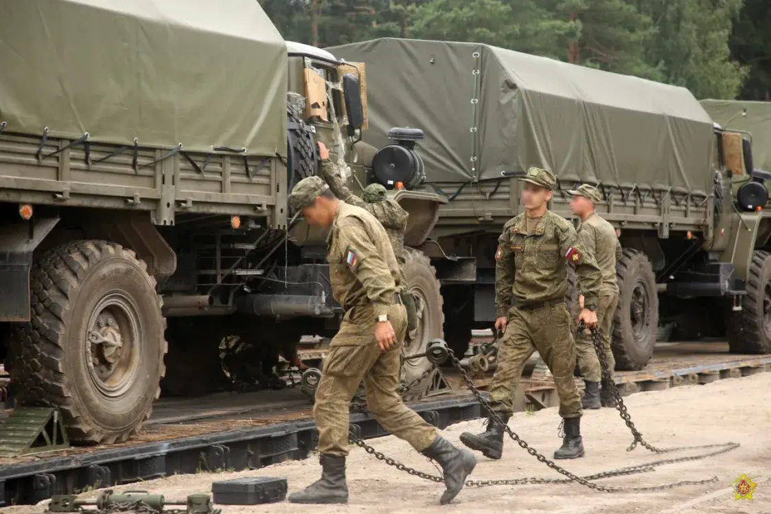 Першы расійскі эшалон для вучэнняў "Захад-2025" прыбыў у Беларусь