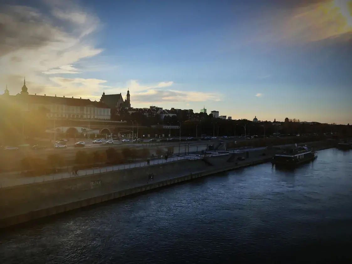 Куды ўцякаць. Пераязджаем у Польшчу: што трэба ведаць на першы час