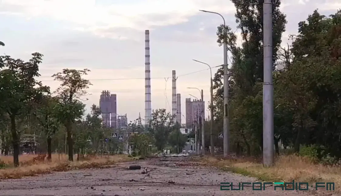 Россияне захватили Николаевку, атакуют Лисичанск  — 121-е утро войны в Украине