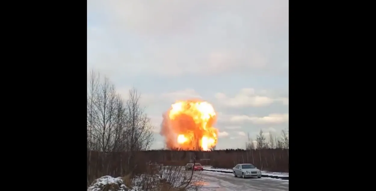 Взрыв в Ленинградской области / скриншот видео РИА Новости

