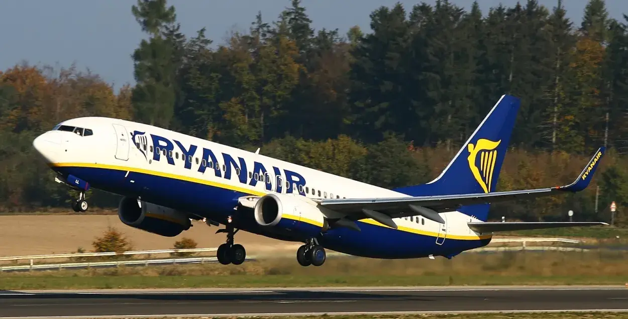 Самалёт Ryanair / ryanair.com
