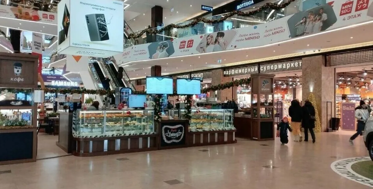 В ТРЦ&nbsp;Galleria Minsk больше нет белорусских ноутбуков / Sputnik
