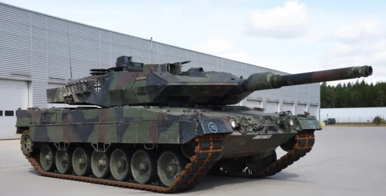 Нямецкі танк Leopard 2A5 Tank-Masters.de
