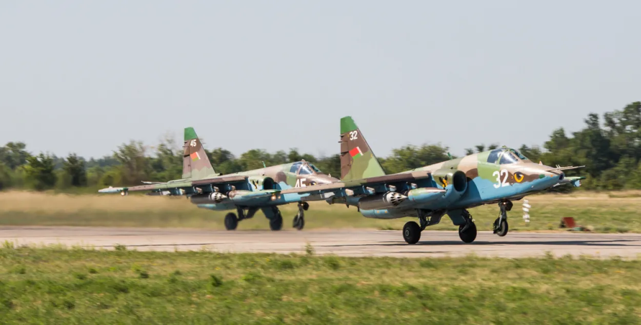 Су-25 вооружённых сил Беларуси.
