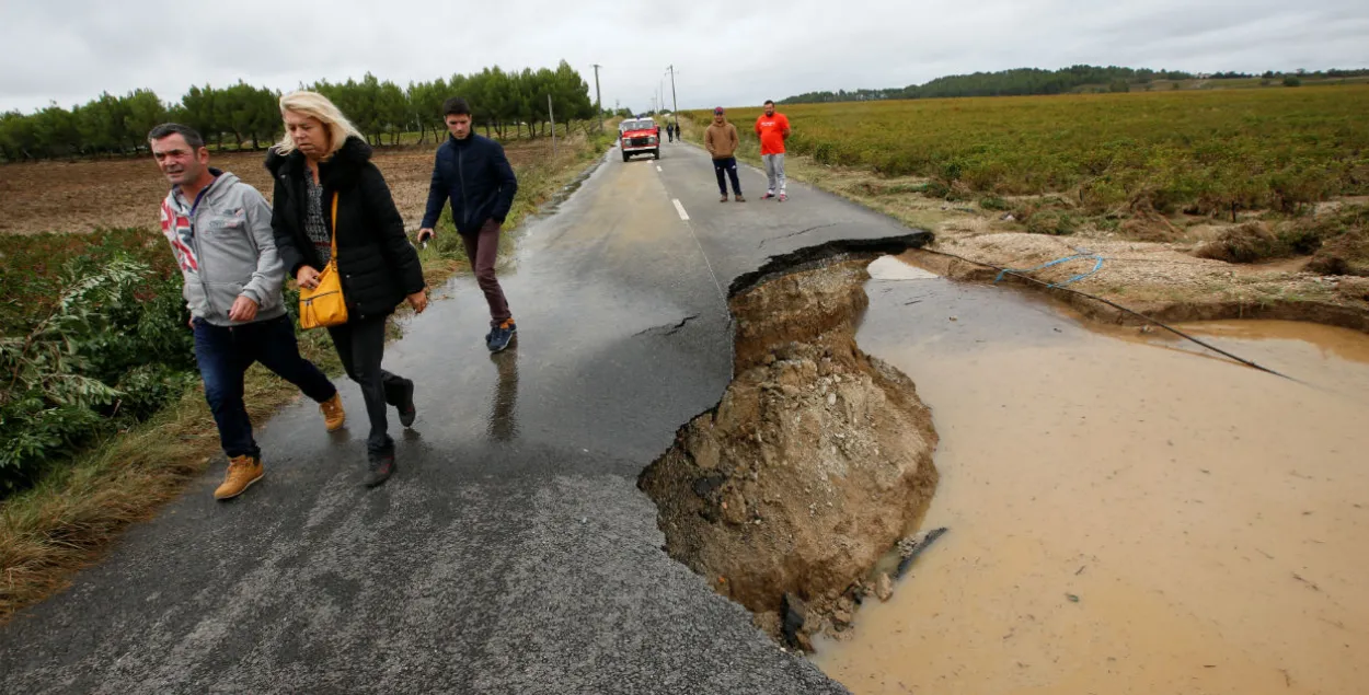 Поўдзень Францыі пасля магутнай паводкі: такога не было з 1891 года (фота)