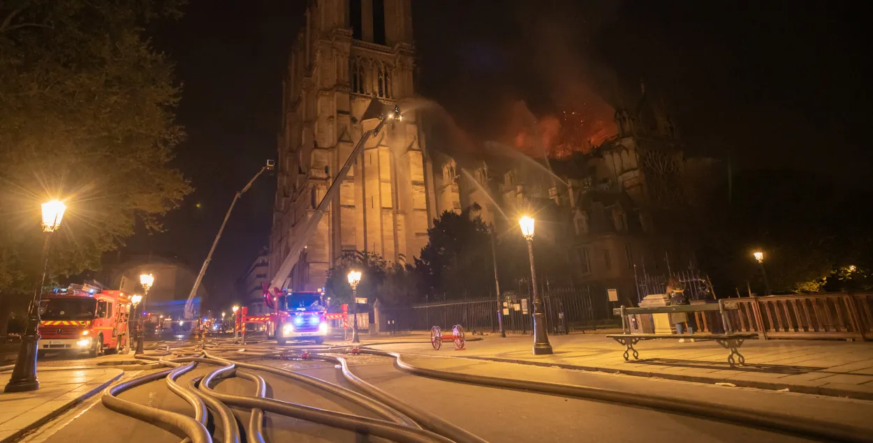Гарэла сэрца Парыжа. Еўразум за 16 красавіка