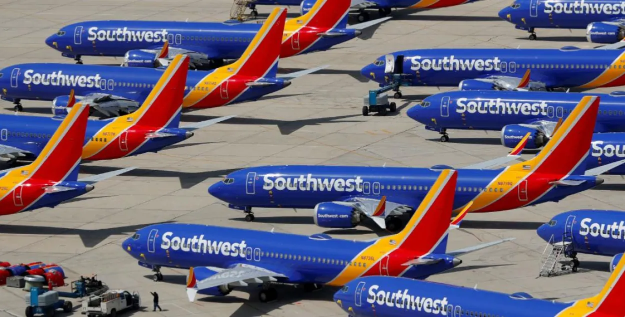 У Boeing 737 MAX обнаружили проблемы с электрикой. "Белавиа" его только купила 