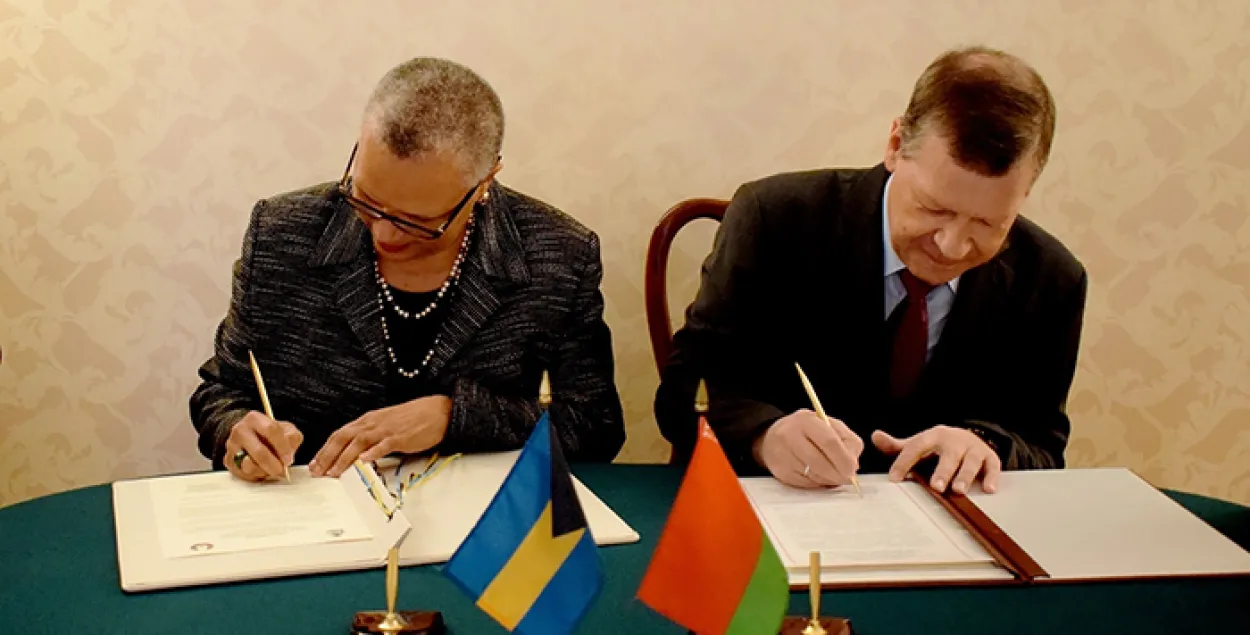 Беларусь устанавіла дыпламатычныя адносіны з Багамскімі Астравамі
