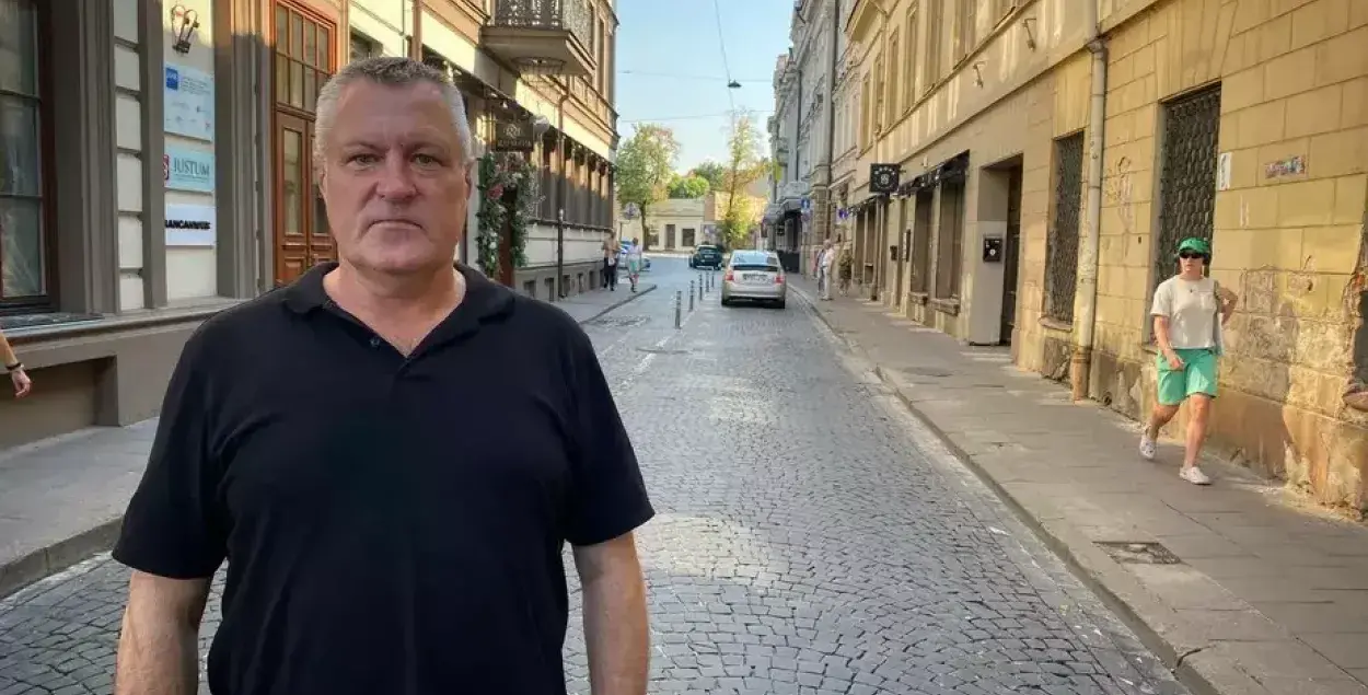 Леанід Судаленка, праваабаронца
