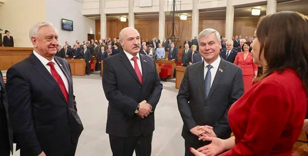 Аляксандр Лукашэнка і Ганна Канапацкая (фотафакт)