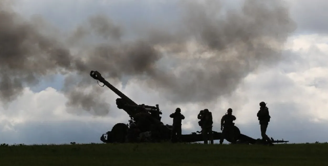 Украинские артиллеристы на позиции / https://www.facebook.com/GeneralStaff.ua
