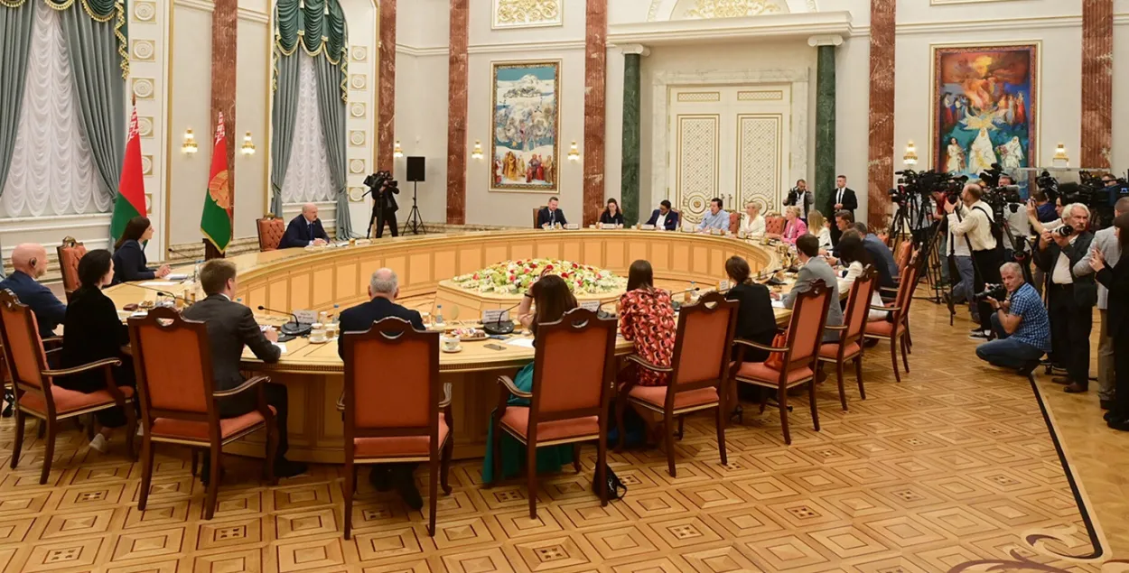 Сустрэча Аляксандра Лукашэнкі з журналістамі, 6 ліпеня 2023-га / president.gov.by
