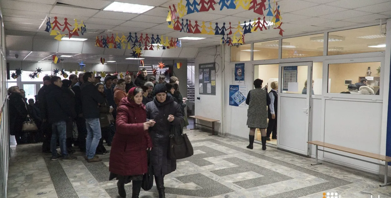 Назад в СССР и вперёд в Румынию: как в Молдове выбирали парламент