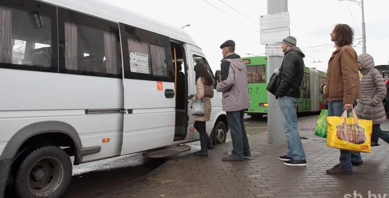 Міністэрства транспарту падрабязна пракаментавала сітуацыю з маршруткамі