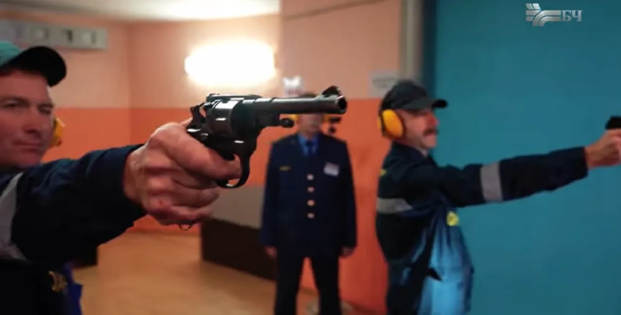 Байцы ваенізаванай аховы / rw.by
