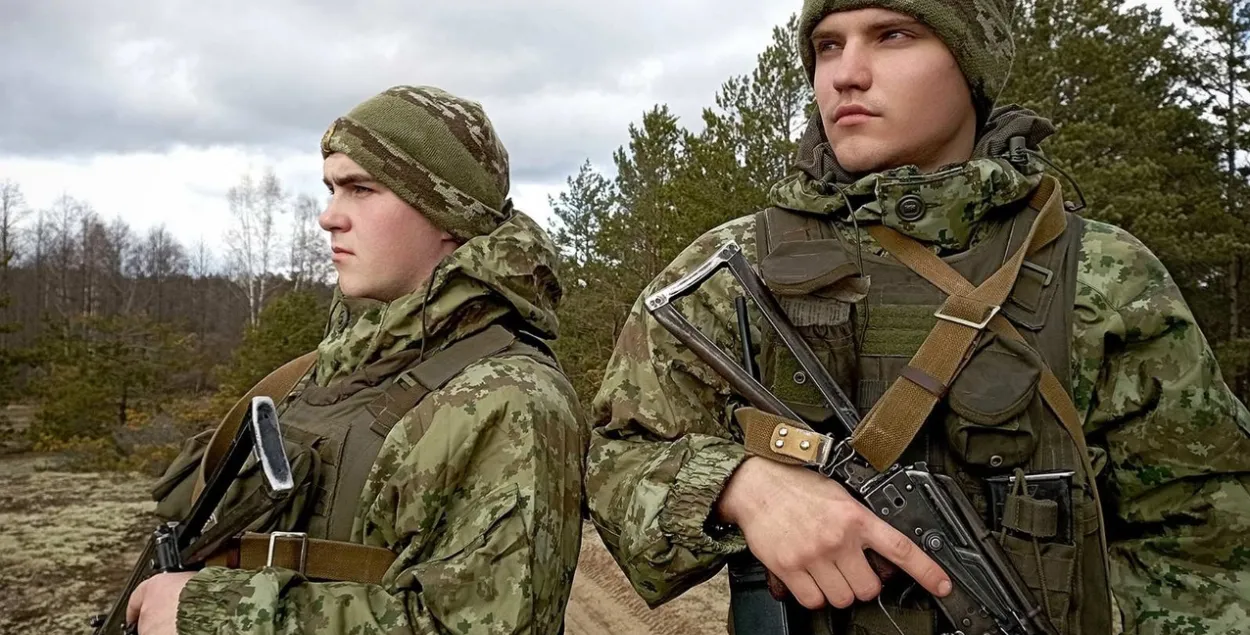 Беларускім памежнікам хочацца хаця б на крок апынуцца ў ЕС? / vk.com/gpkgovby
