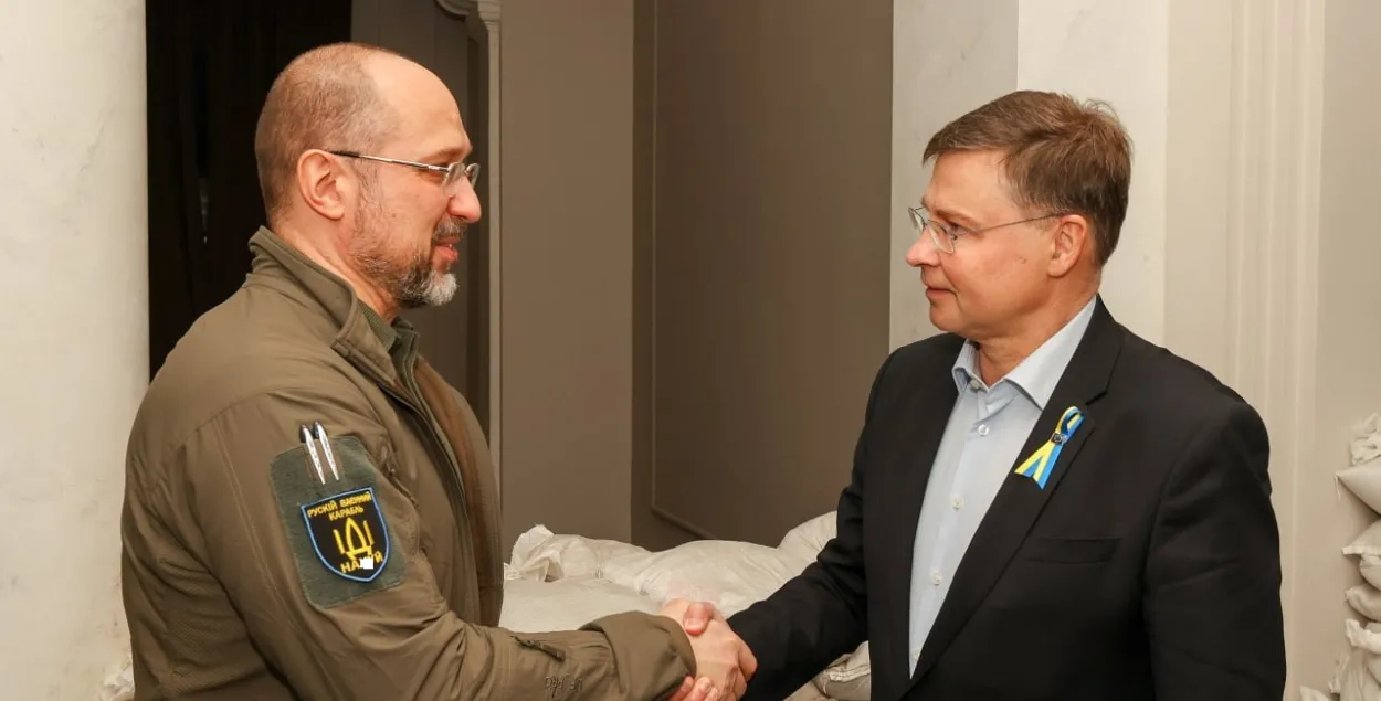 Дзяніс Шмыгаль і Валдзіс Дамброўскіс / t.me/Denys_Smyhal
