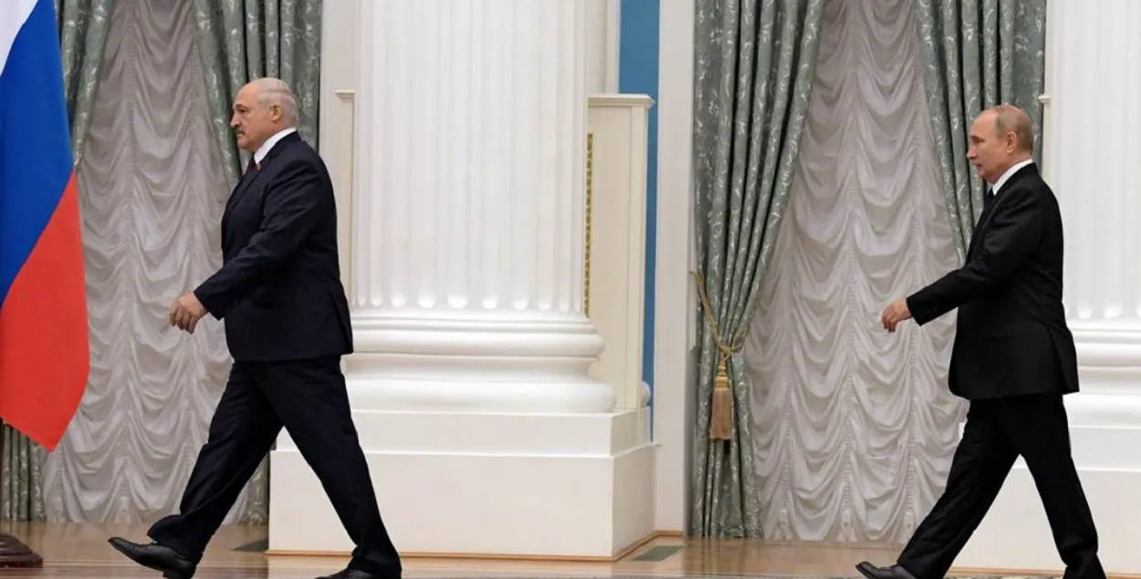 На пути в Гаагу: у Владимира Путина ордер на арест уже есть / facebook.com/kommersant.ru/
