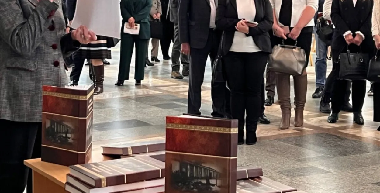 Кнігі падрыхтаваныя для адпраўкі ў ЕС / t.me/brestoik/
