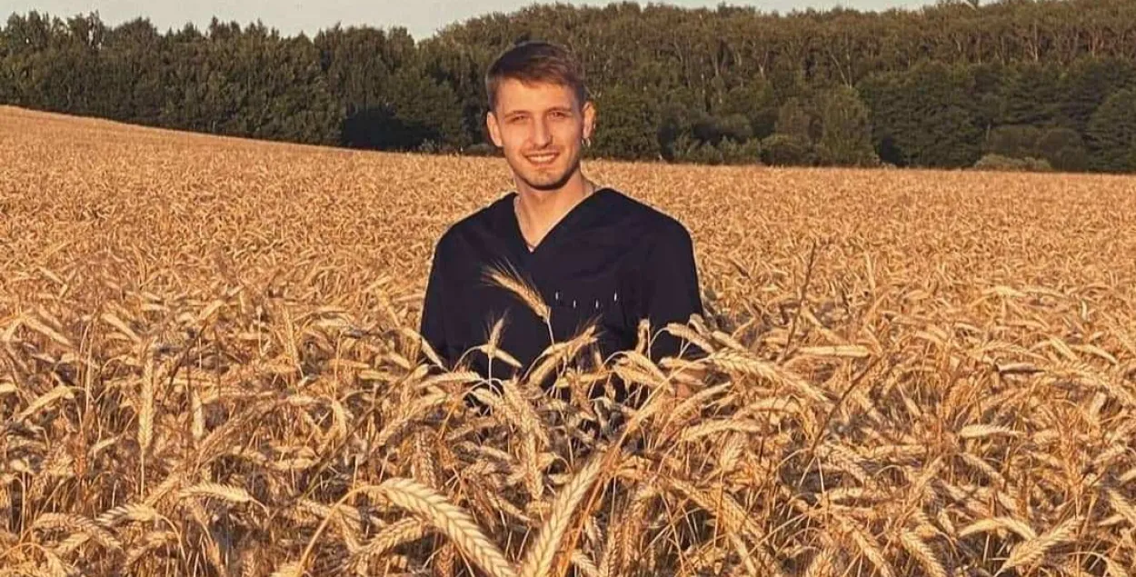 ГУБАЗіК затрымаў блогера, які змагаўся з пратэрмінаванымі таварамі ў крамах