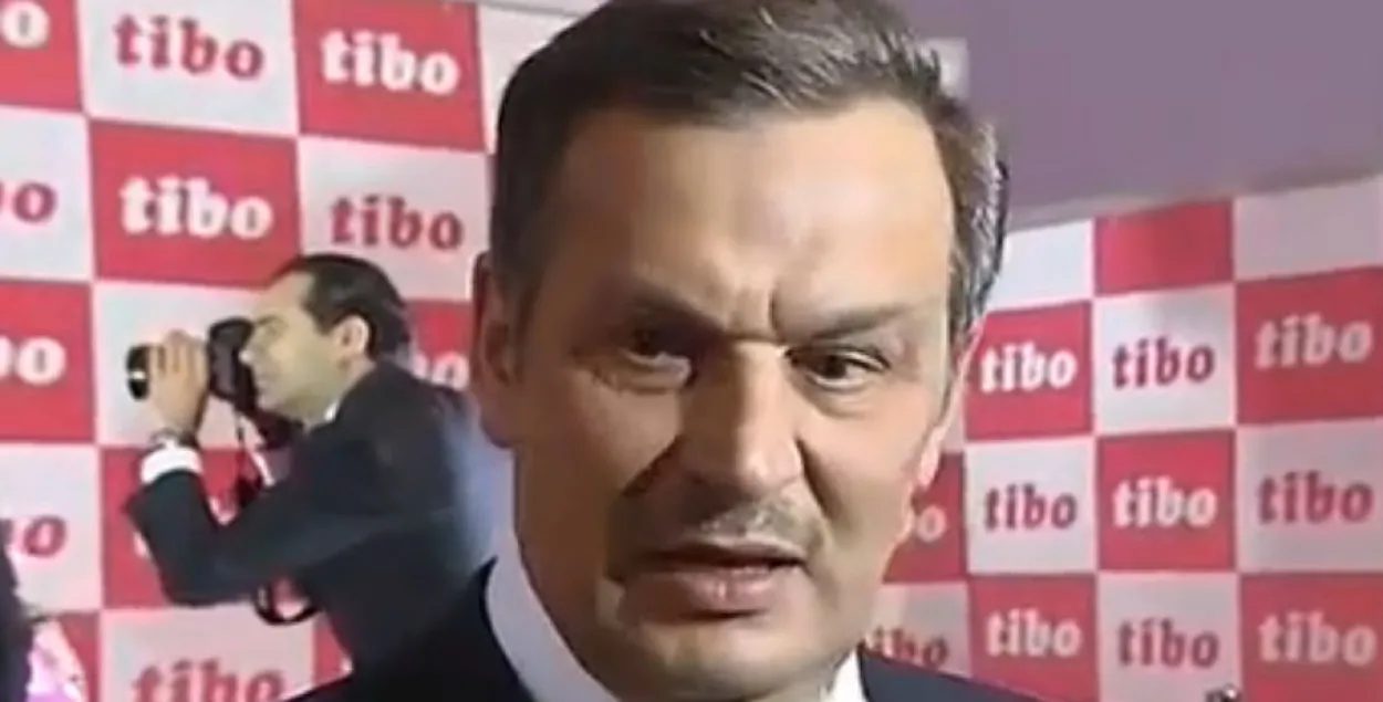 Анатолий Калинин на выставке Tibo​