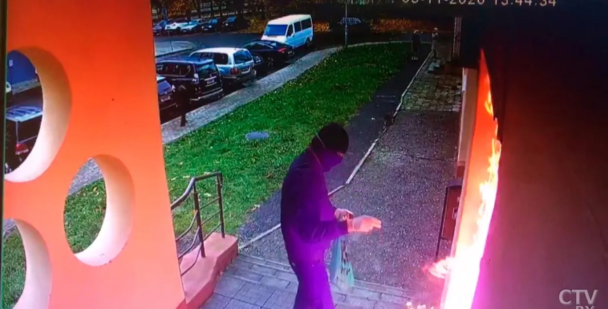 Гродненец поджег двери "опорки" / СТВ​