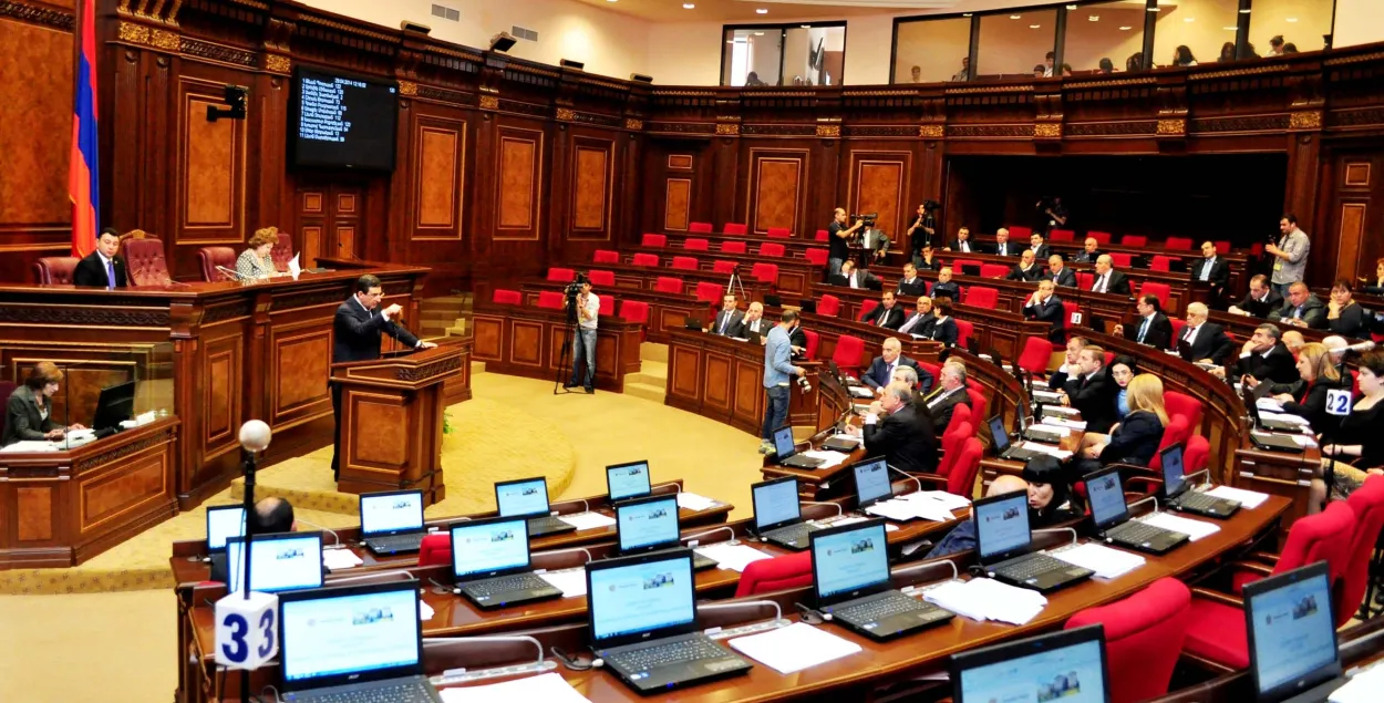 Пашынян не стаў прэм’ерам Арменіі, парламент распусцяць