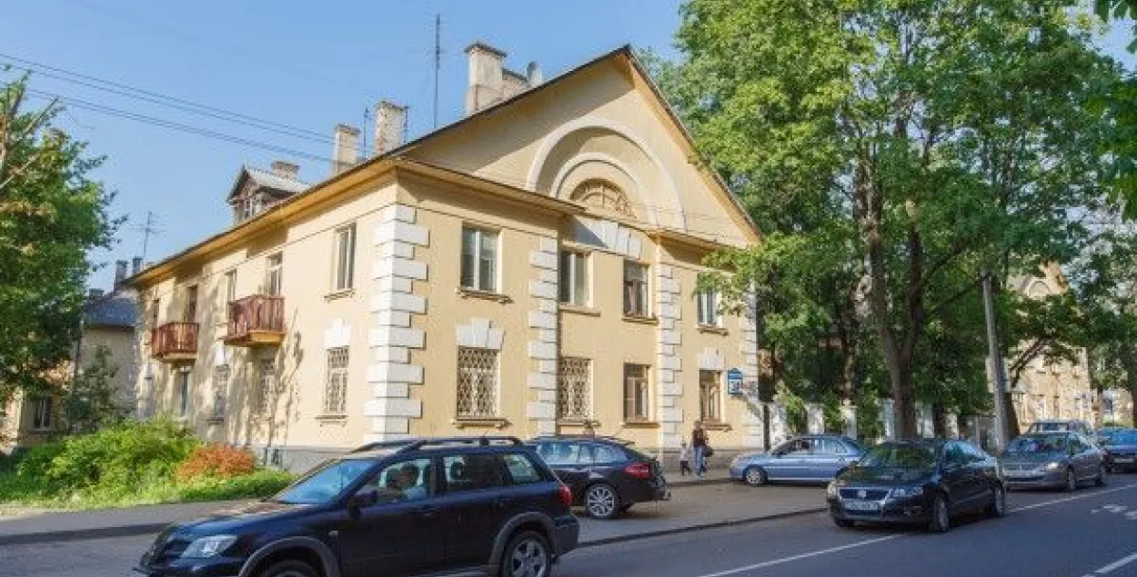 Типичный домик Осмоловки. Фото: газета "Звязда".