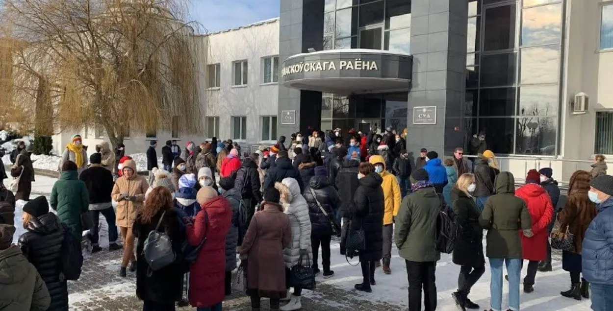 Латвія адмовілася дапытваць людзей, якія нібыта фігуруюць у "схемах Бабарыкі"