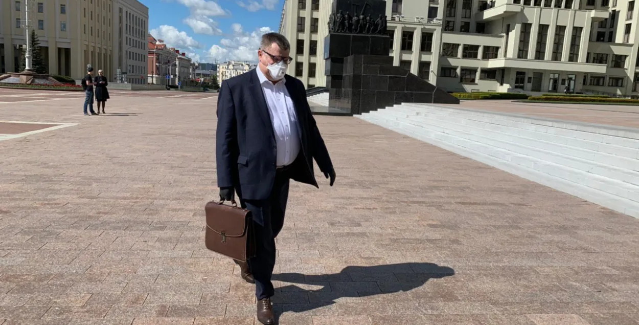 Виктор Бабарико: еще на свободе / Из архива Еврорадио​