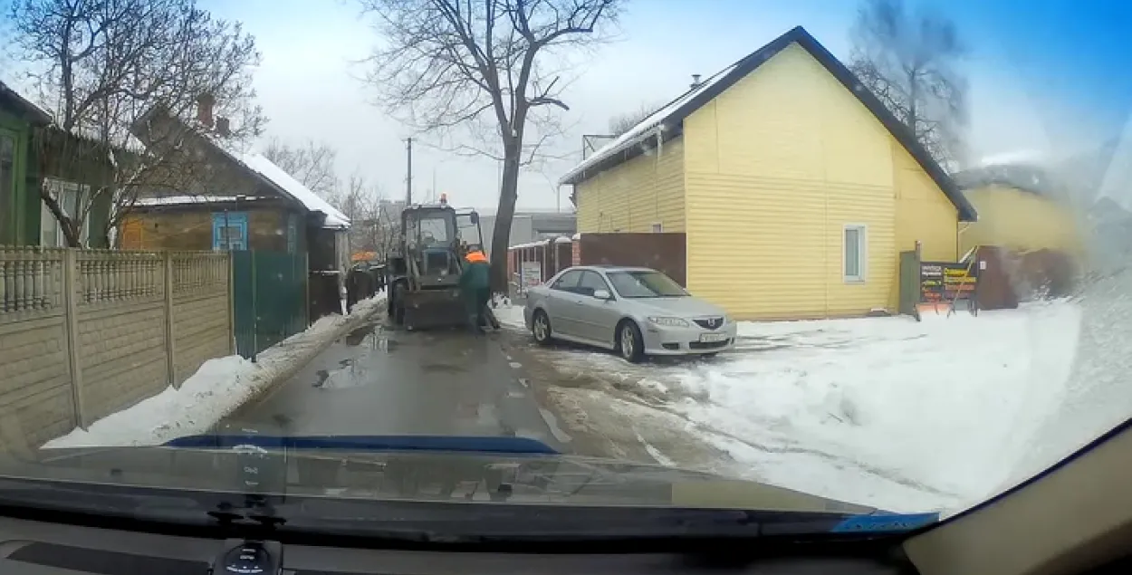 Кадр из видео​