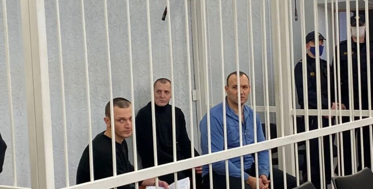 Обвиняемые Дроба, Зенько и Кацкель во время суда / "Наша Нива"​
