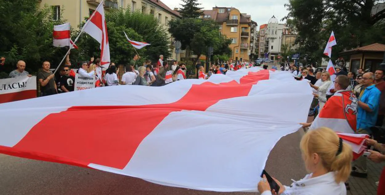 В Белостоке будет улица Cвободной Беларуси / twitter.com/rafalrudnicki

