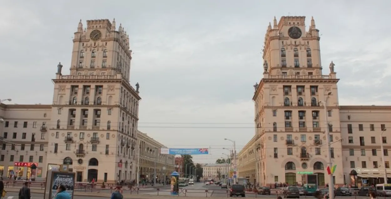 Каля "Брамы Мінска" жорстка збілі мінчука