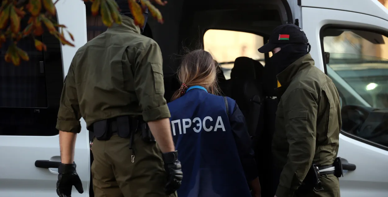 Затрыманне журналіста ў Беларусі падчас асвятлення пратэстаў у 2020 годзе / ТАСС
