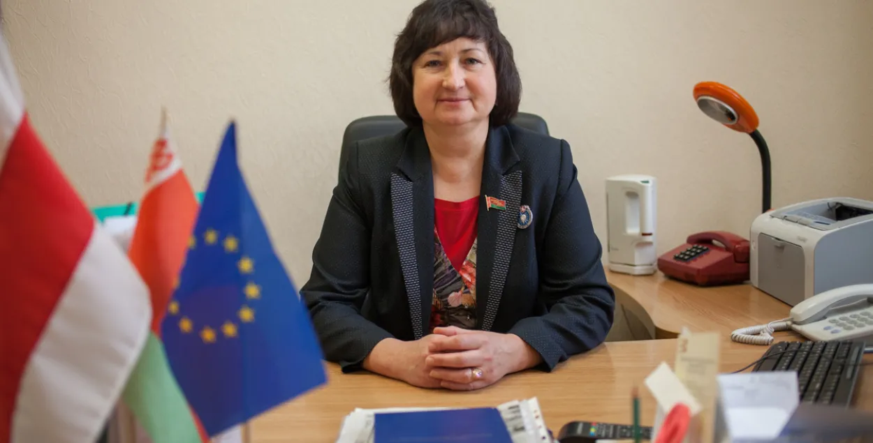 Елена Анисим
