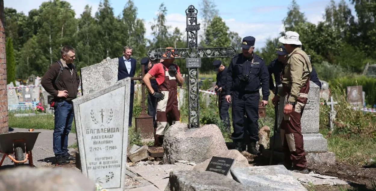 Беларускую дэлегацыю на перапахаванні Каліноўскага ўзначаліць віцэ-прэм'ер
