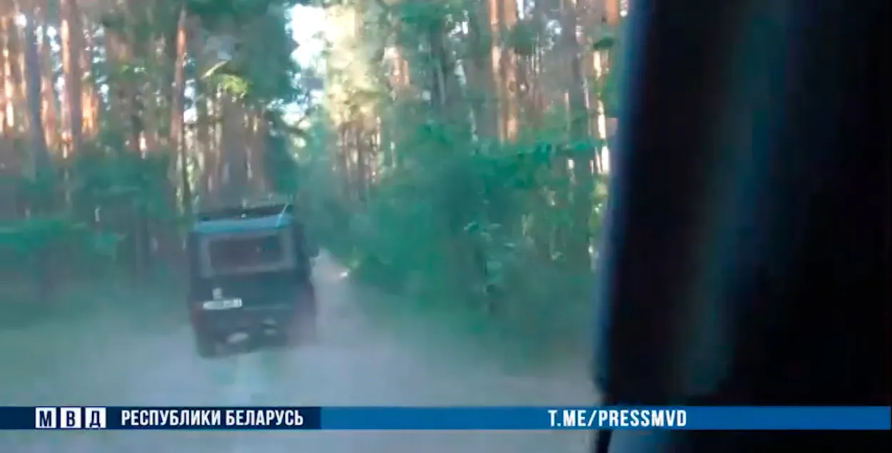 Погоня в Кобринском районе / кадр из видео​