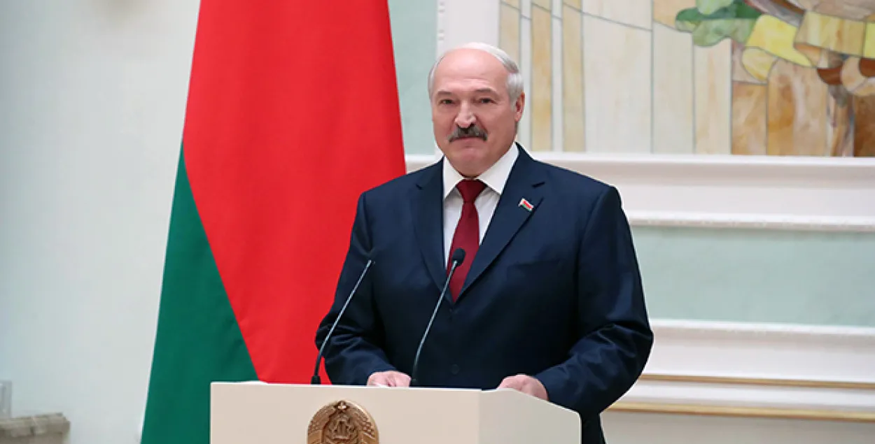 Аляксандр Лукашэнка павіншаваў беларусаў з Днём ведаў