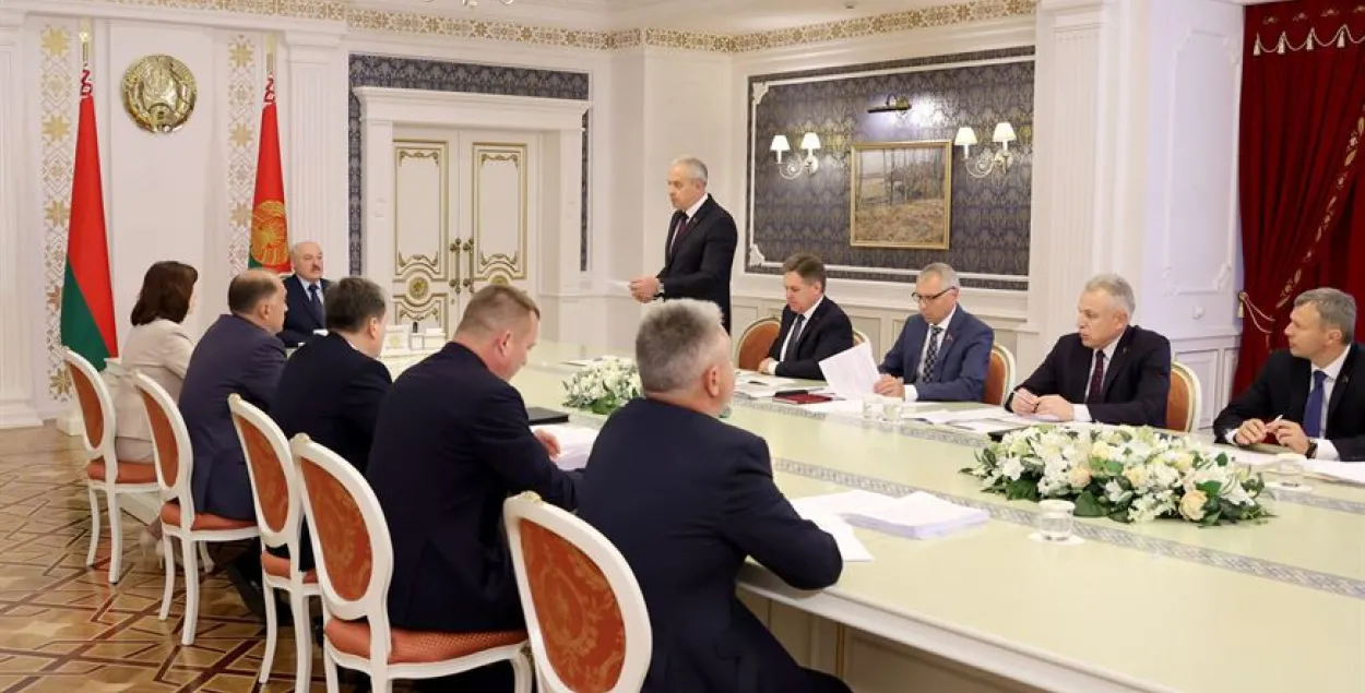 У Беларусі партыі, якія не падтрымліваюць курс УНС, прапаноўваецца ліквідаваць