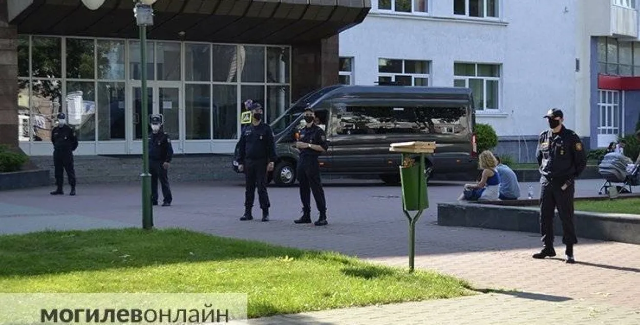 На акцыі салідарнасці ў Магілёве затрымалі шэсць чалавек