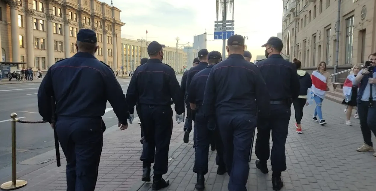 Экс-сілавікі: за час выбараў і пасля іх з МУС звольнілася больш за 1000 чалавек
