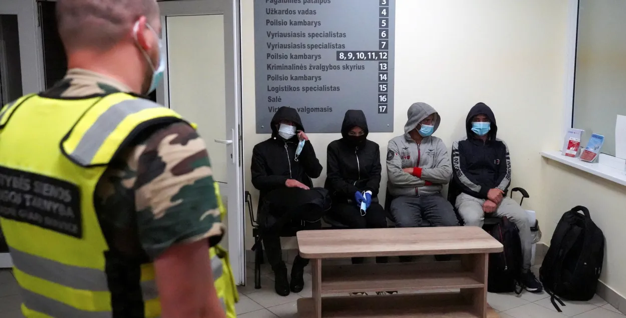 З пачатку года літоўскія памежнікі затрымалі больш за 2200 мігрантаў. Гэта ў дзясяткі разоў больш, чым за ўвесь мінулы год / Reuters​