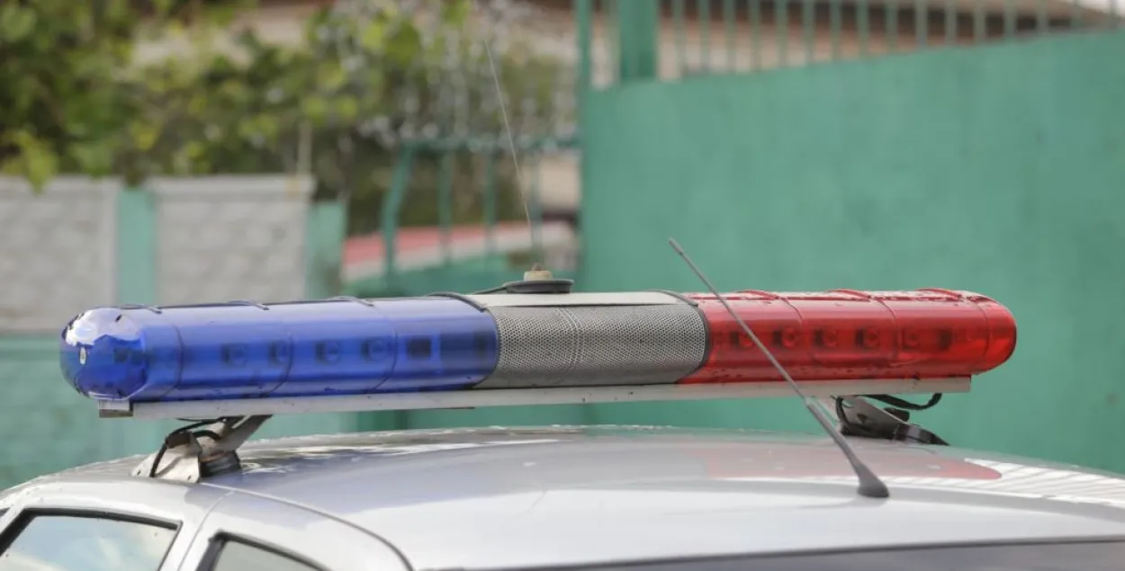 Мужчына ў Нясвіжы павесіўся ў міліцэйскай машыне 